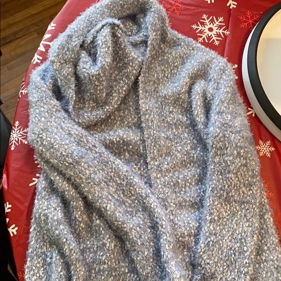 Sweater - Picture 1 of 1